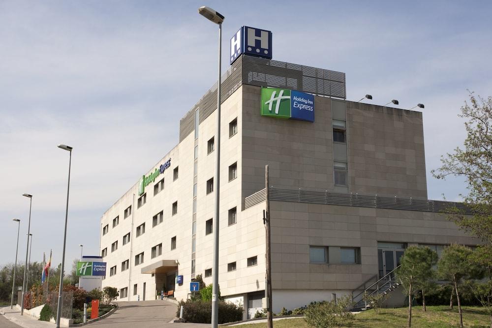 Fotos del hotel - Holiday Inn Express Montmelo