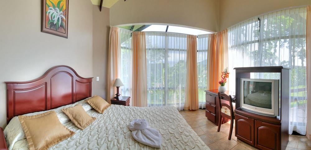Montaña De Fuego Resort & Spa