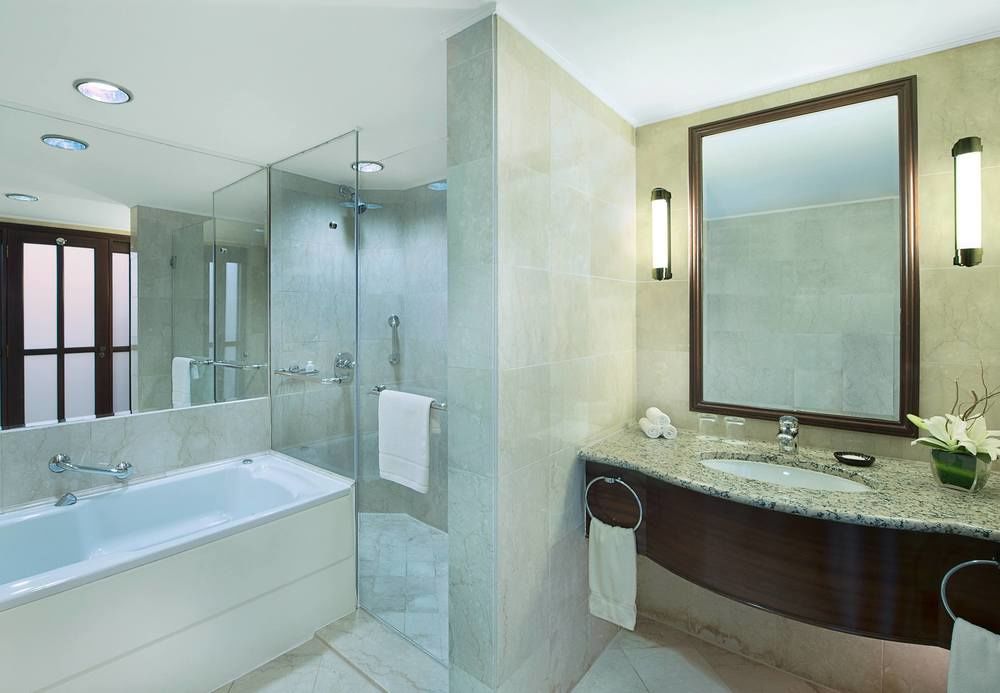 Fotos del hotel - The Bristol Hotel Dubai