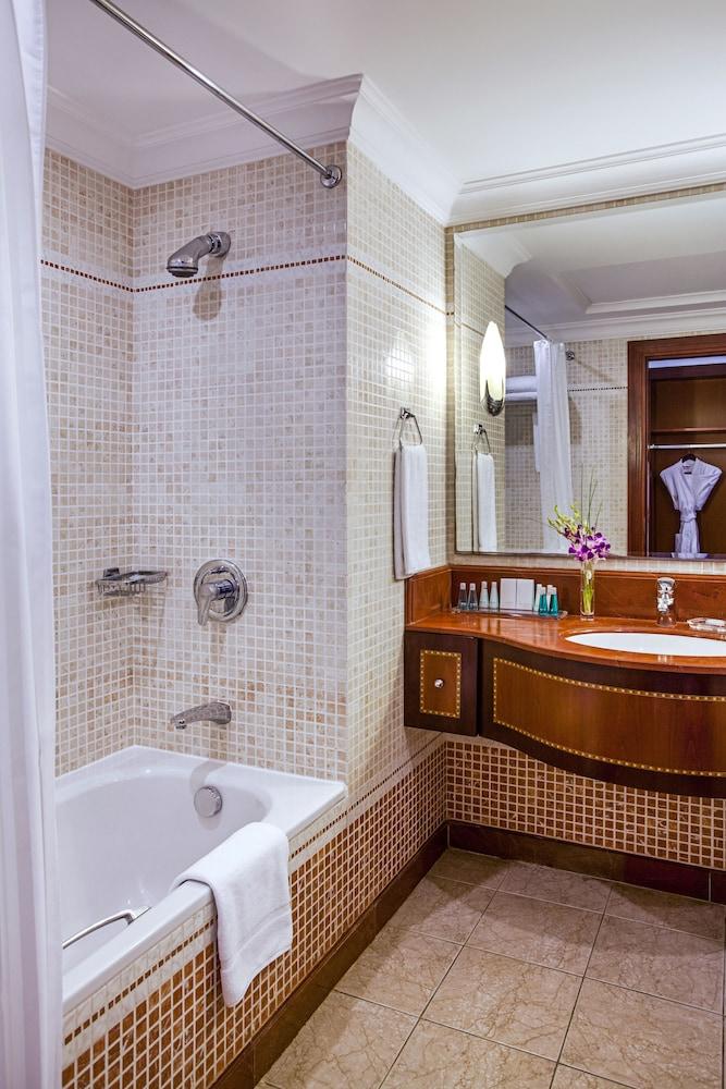 Fotos del hotel - CORNICHE HOTEL ABU DHABI