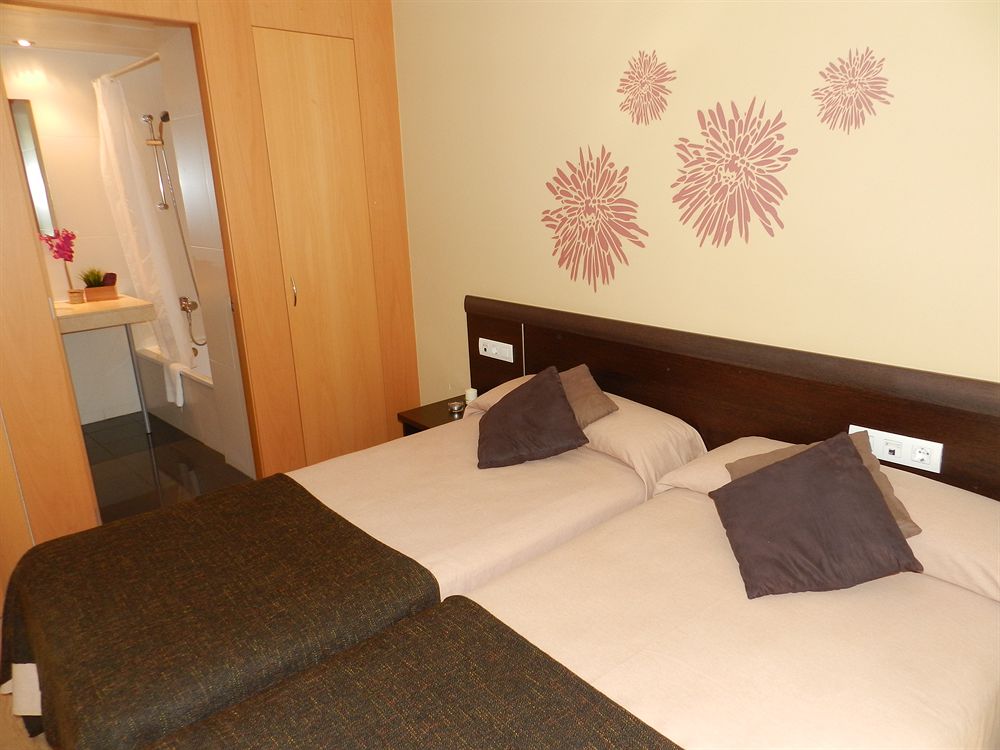 Fotos del hotel - TRAVESSERA PARC GUELL APARTAMENTOS