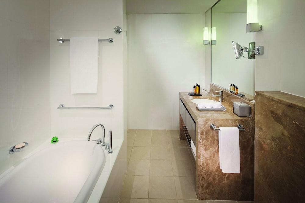 Fotos del hotel - JUMEIRAH AT ETIHAD TOWERS RESIDENCES
