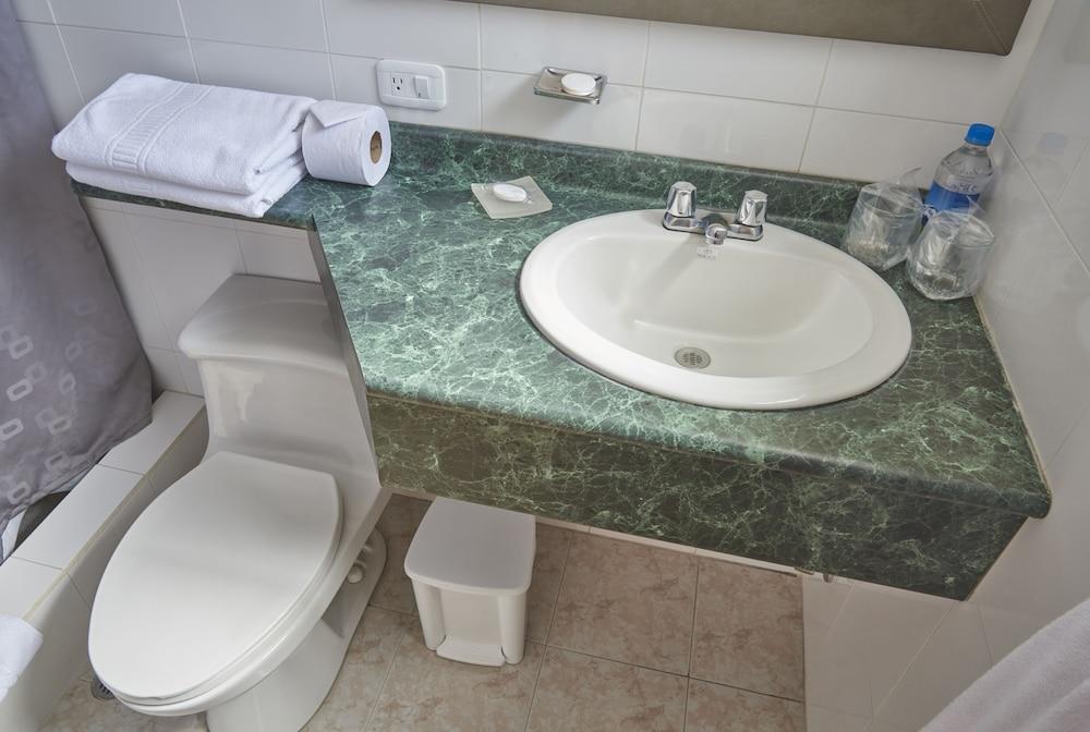 Fotos del hotel - Embassy Hotel