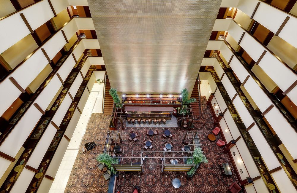 Clarion Hotel Convention Center