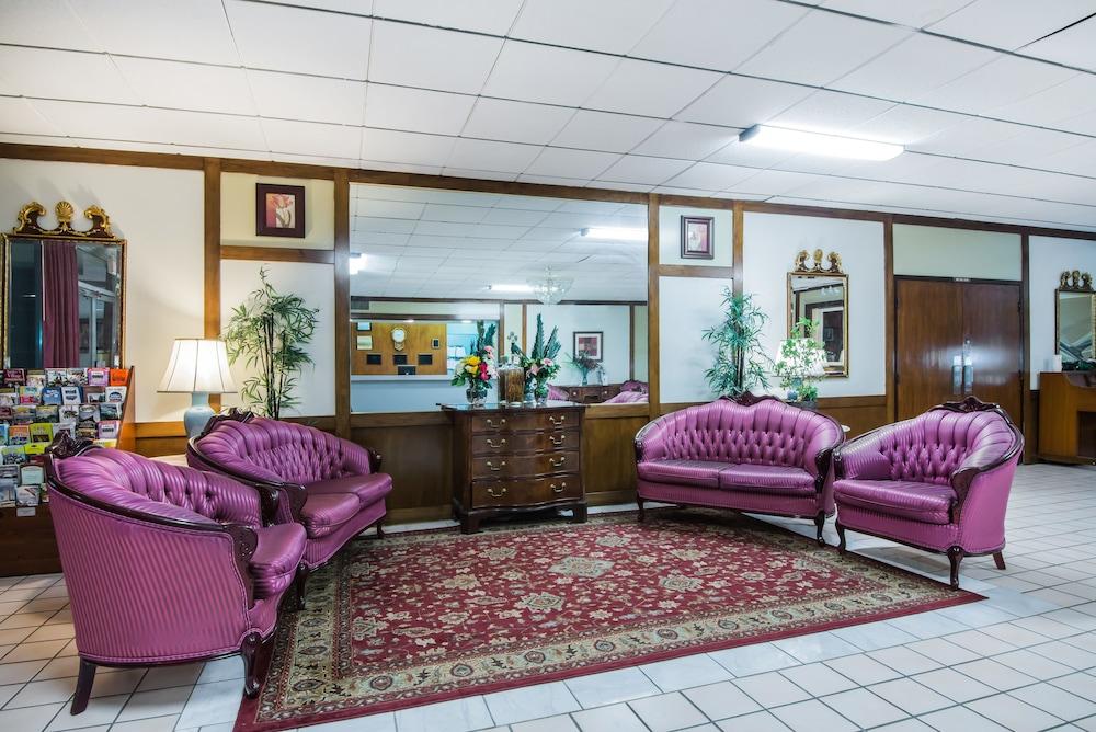 KNIGHTS INN NAPOLEON