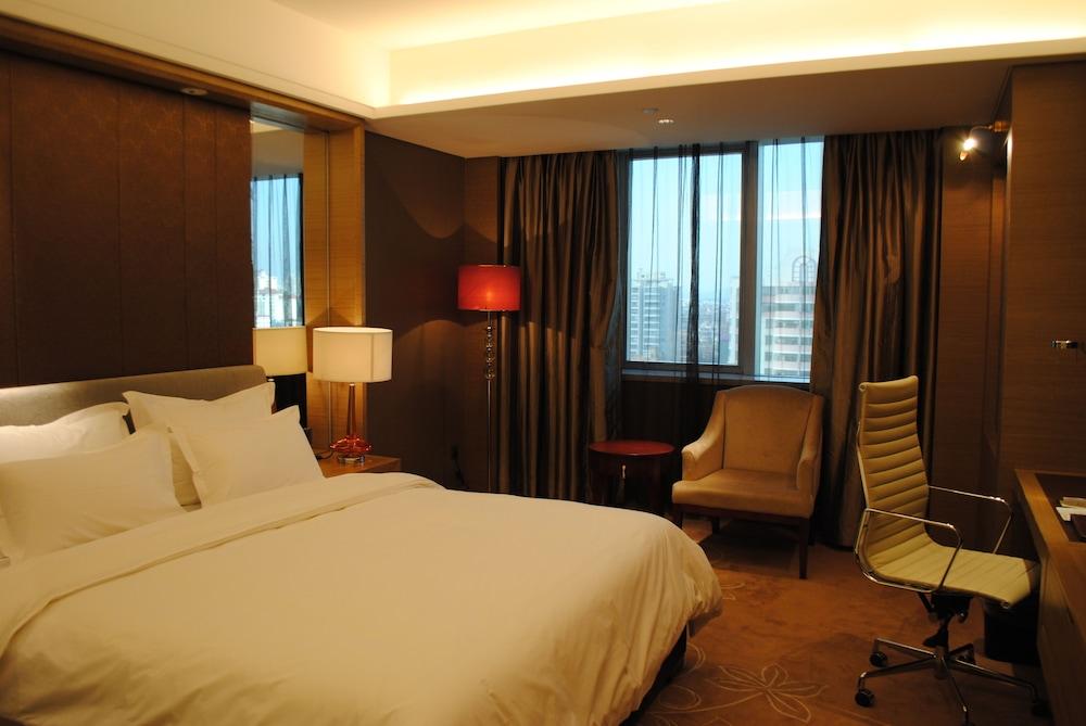 Fotos del hotel - NEW CENTURY HOTEL