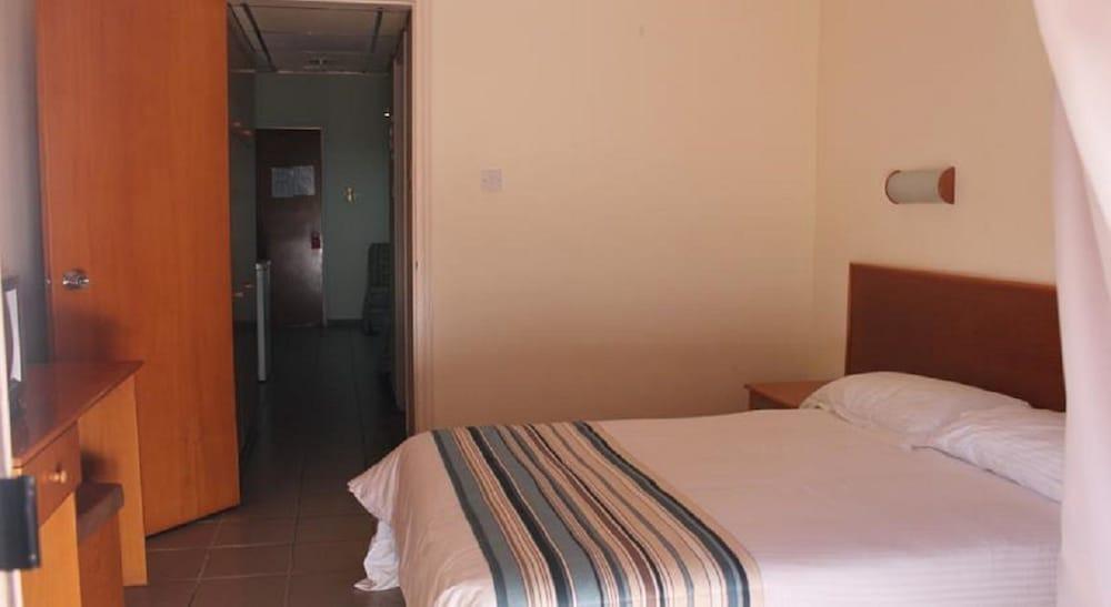 Fotos del hotel - MAYFAIR GARDENS APARTMENTS
