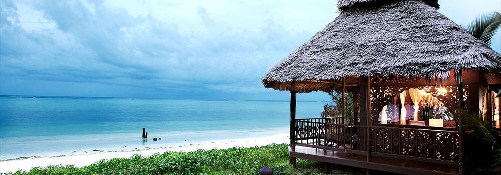 Breezes Beach Club and Spa – Half Board