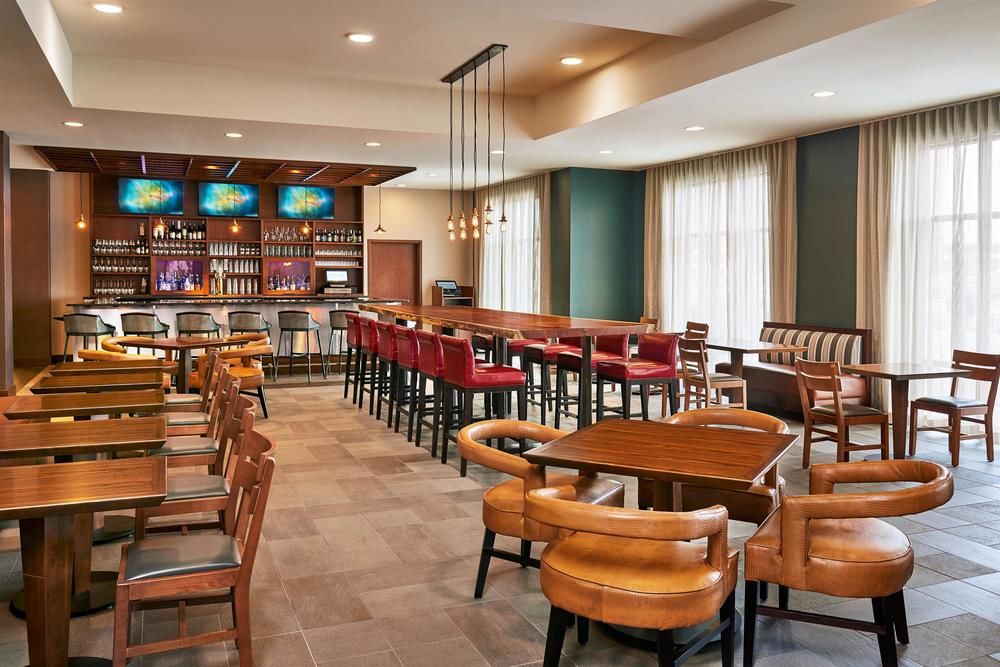 Four Points by Sheraton Fargo Medical Center