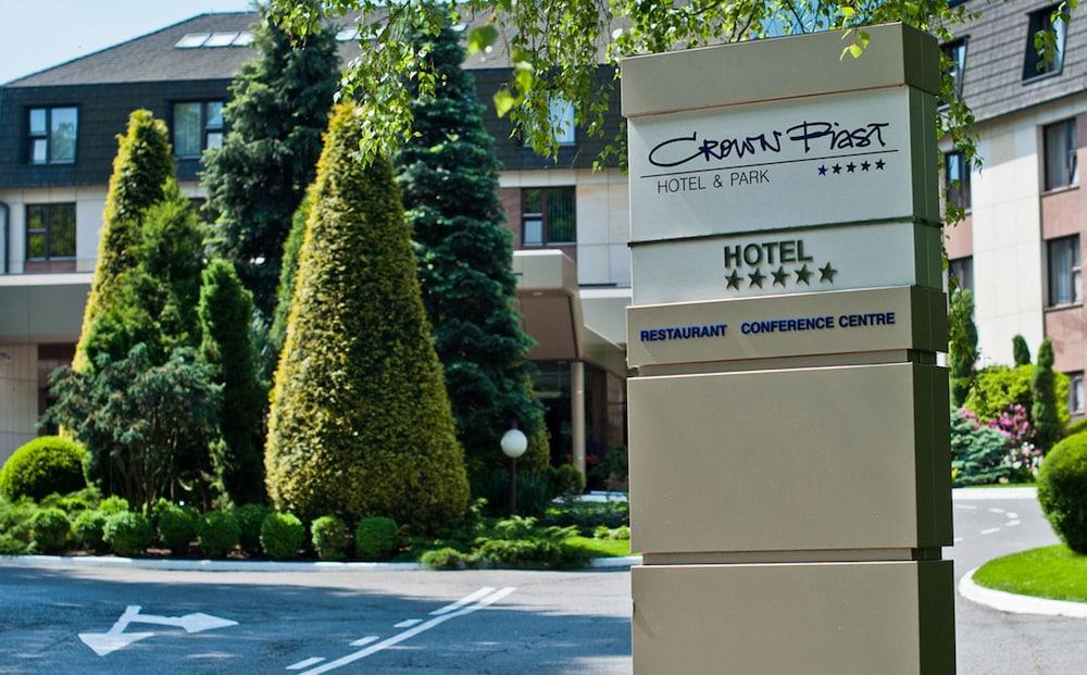 Fotos del hotel - Booking Hotel Crown Piast & Spa