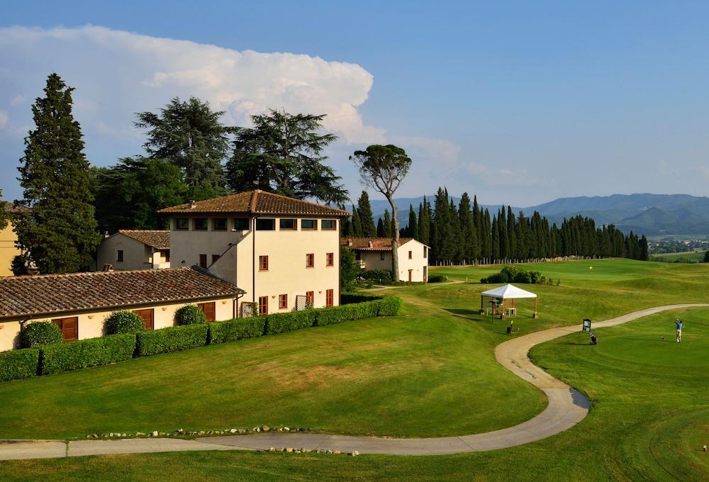 Fotos del hotel - UNAHOTELS POGGIO DEI MEDICI TOSCANA