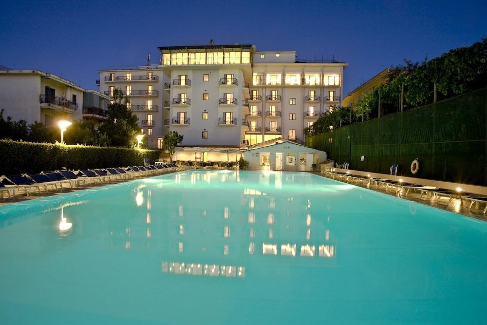 Fotos del hotel - GRAND HOTEL FLORA
