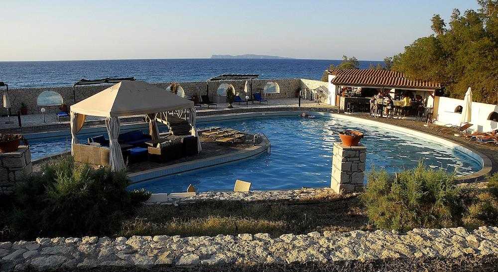 Fotos del hotel - Lassion Golden Bay Bungalows