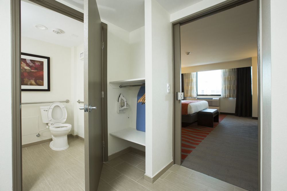 Holiday Inn Houston S - Nrg Area - Medical Center, an IHG Hotel