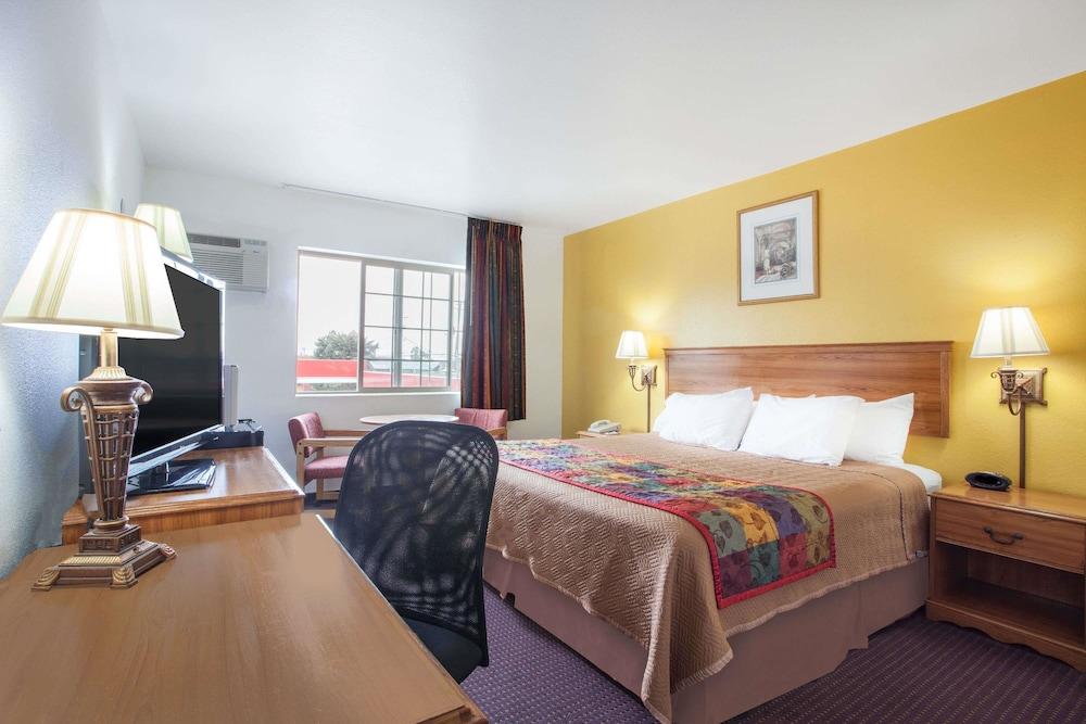 TRAVELODGE WALLA WALLA