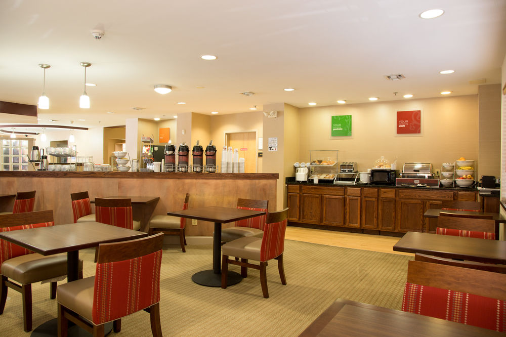 Comfort Suites Fultondale I-65 near I-22