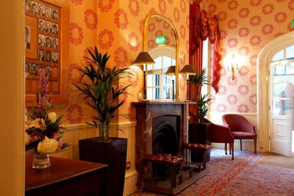 Fotos del hotel - Coulsdon Manor and Golf Club