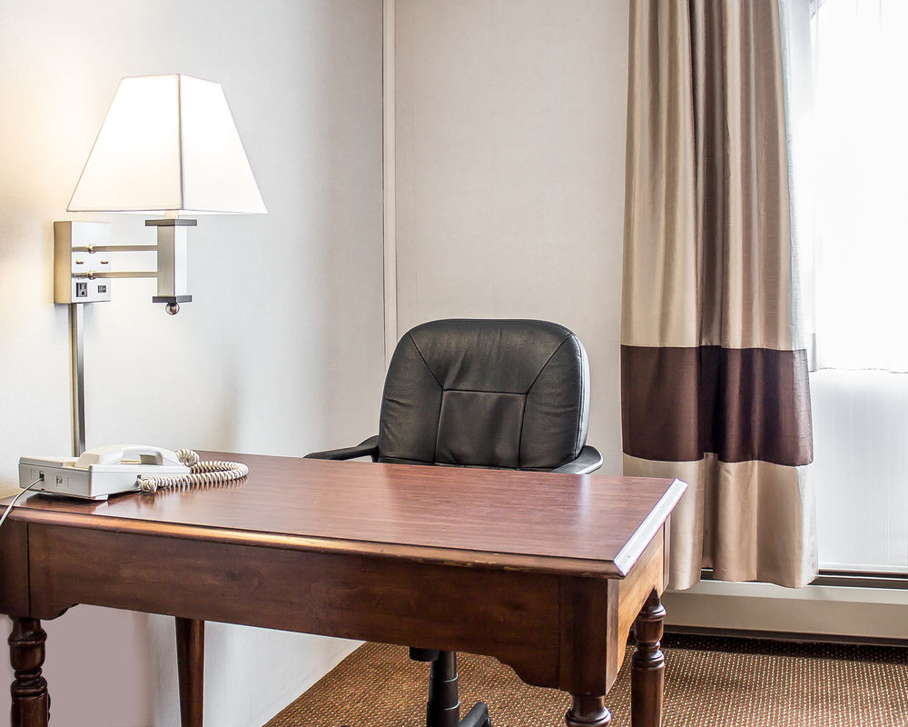 Quality Inn Petoskey-Harbor Springs