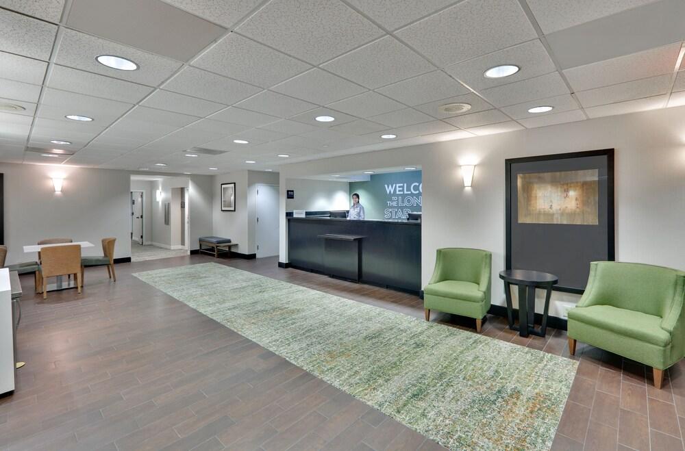 Comfort Inn Plano-Dallas