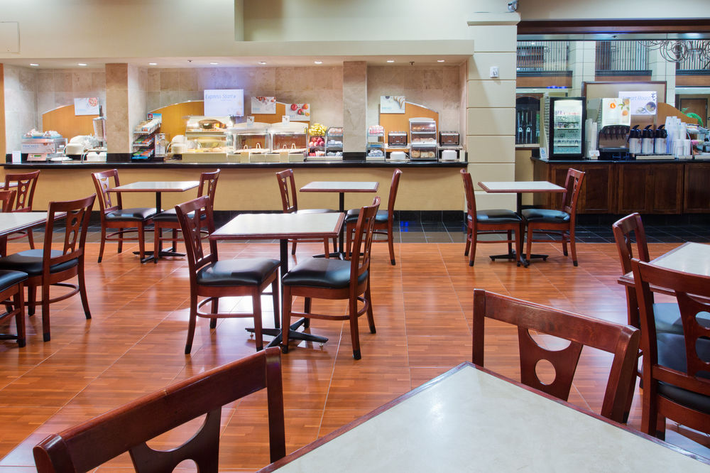 Holiday Inn Express & Suites Irving Dfw Airport North, an IHG Hotel