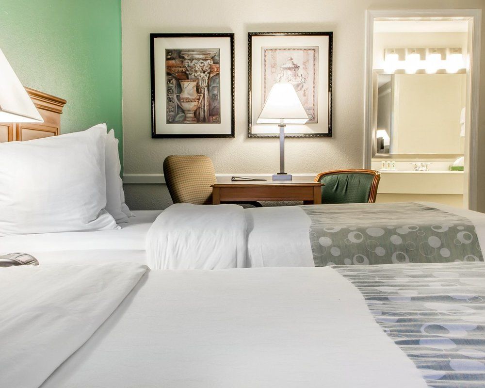 Quality Inn Tulsa Central