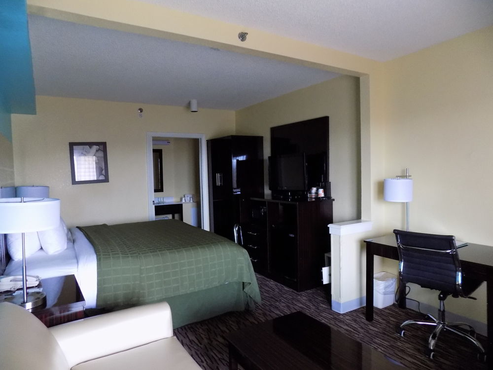 Fotos del hotel - Boca Suites Deerfield Beach SureStay Collection BW