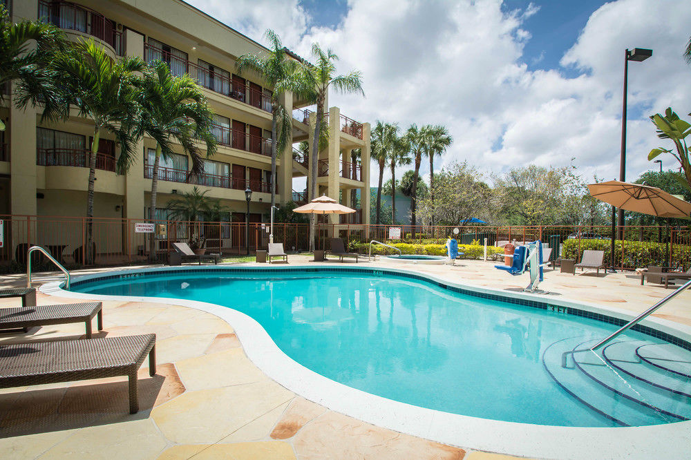 Fotos del hotel - Boca Suites Deerfield Beach SureStay Collection BW