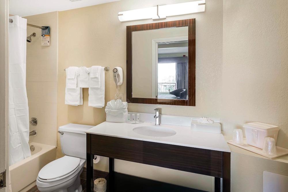 Fotos del hotel - Boca Suites Deerfield Beach SureStay Collection BW