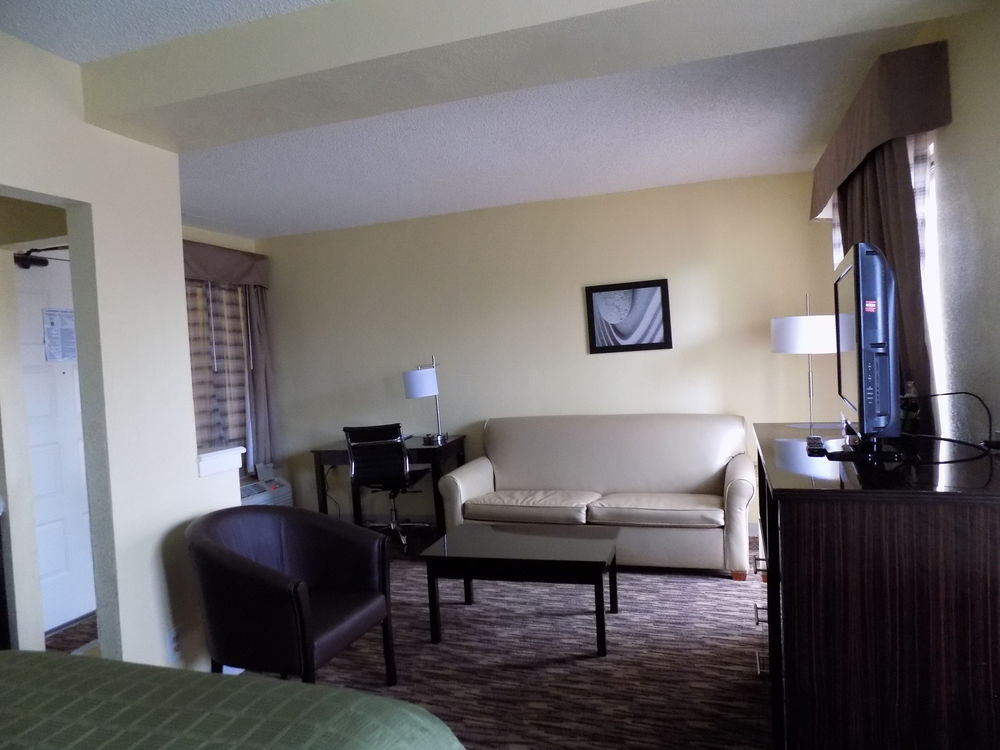 Fotos del hotel - Boca Suites Deerfield Beach SureStay Collection BW