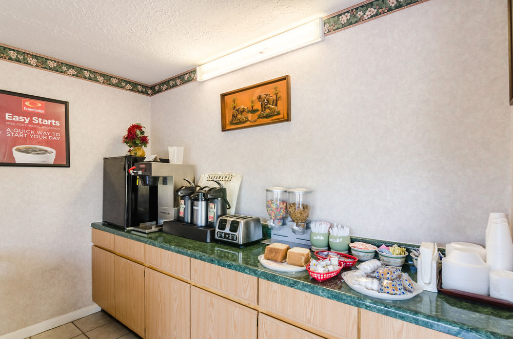 Economy Inn