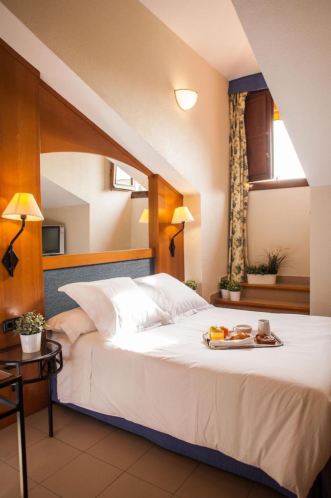 Fotos del hotel - Hostal Miguel De Cervantes