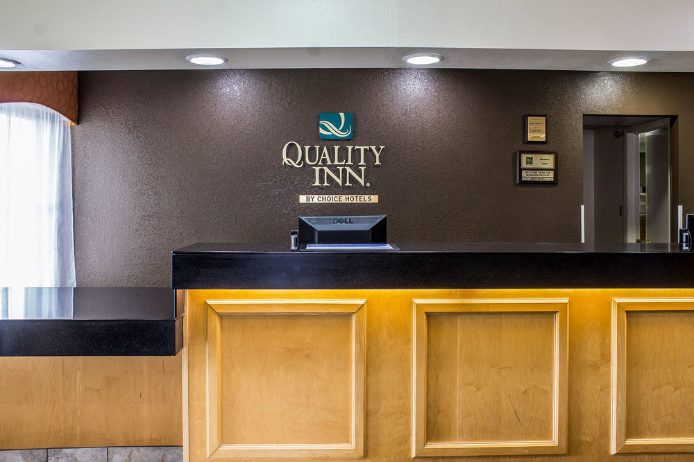 Quality Inn Newton at I-80