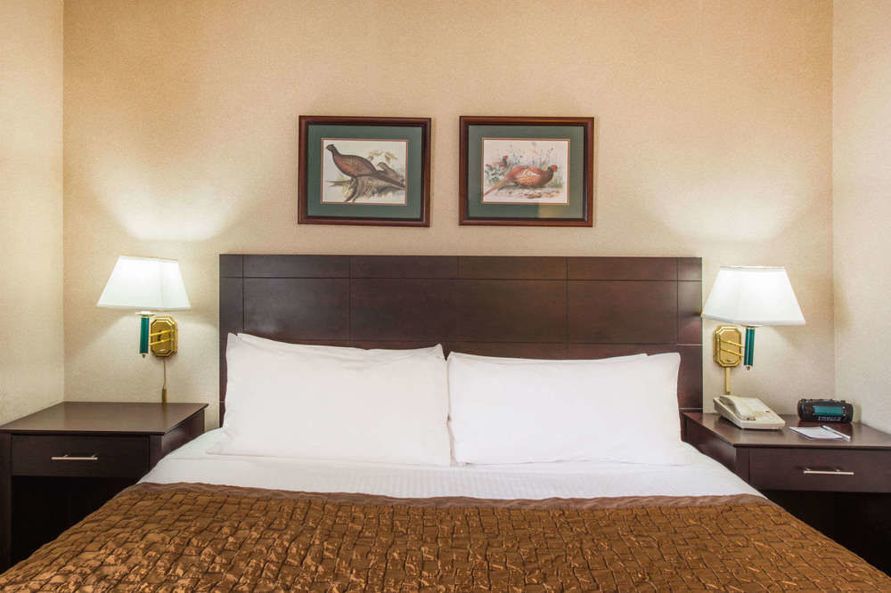 Hawthorn Suites by Wyndham El Paso Airport