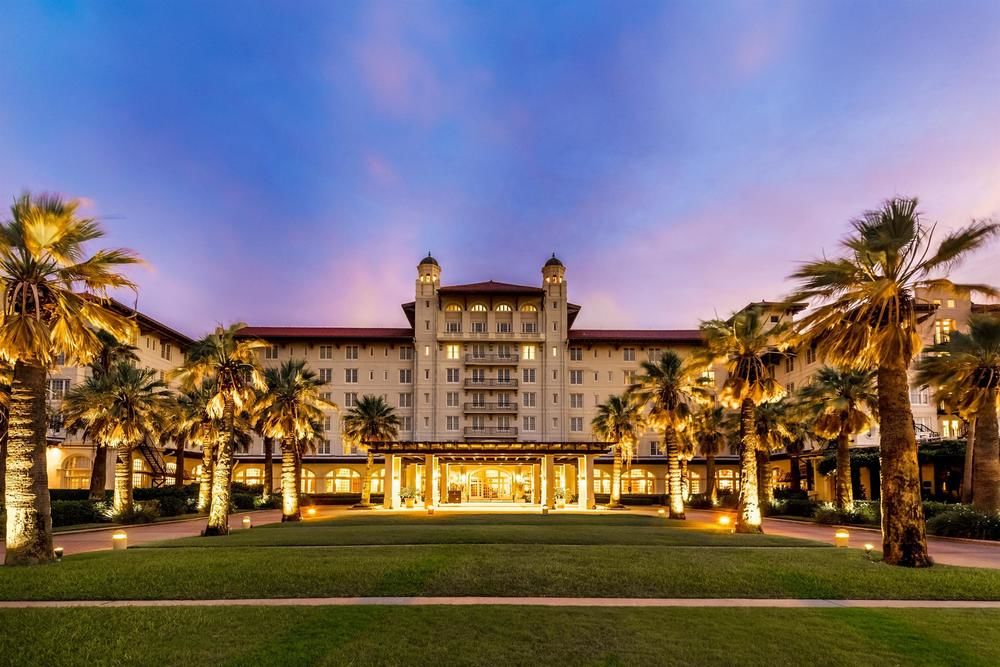Grand Galvez Resort, Autograph Collection