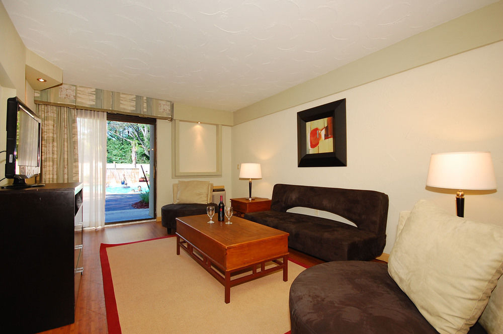RADISSON BATON ROUGE