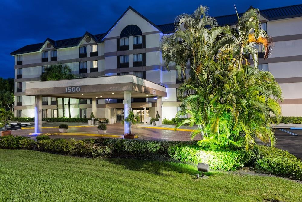 Fotos del hotel - HOLIDAY INN EXPRESS & SUITES FT LAUDERDALE N - EXEC AIRPORT