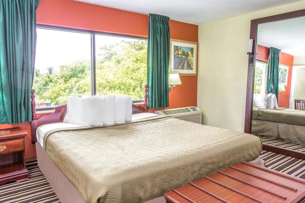 Fotos del hotel - TRAVELODGE FORT LAUDERDALE BEACH