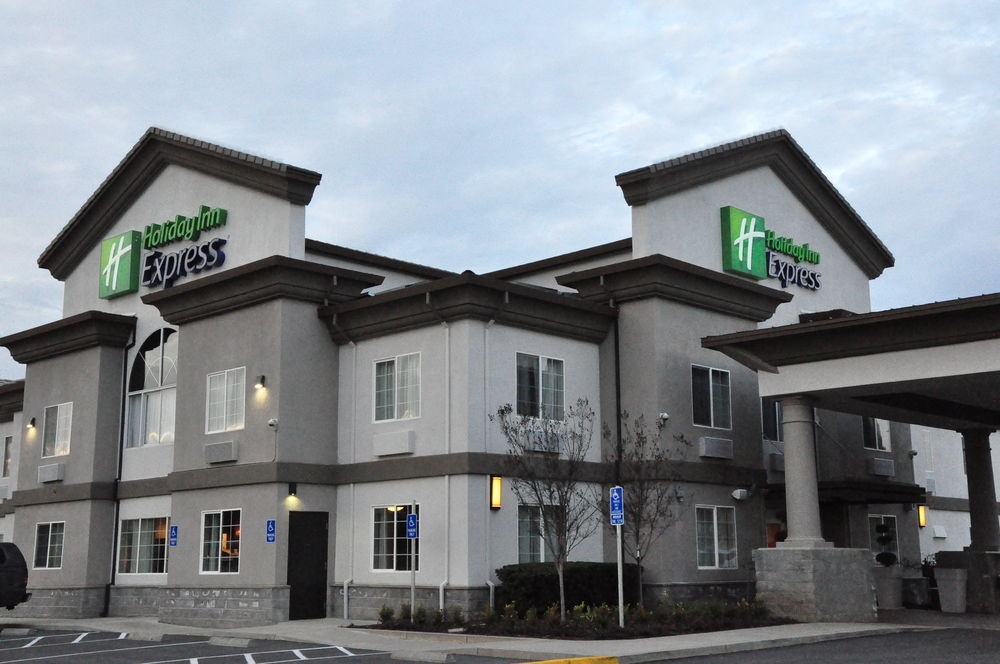 Holiday Inn Express Hotel & Suites Jackson, an IHG Hotel
