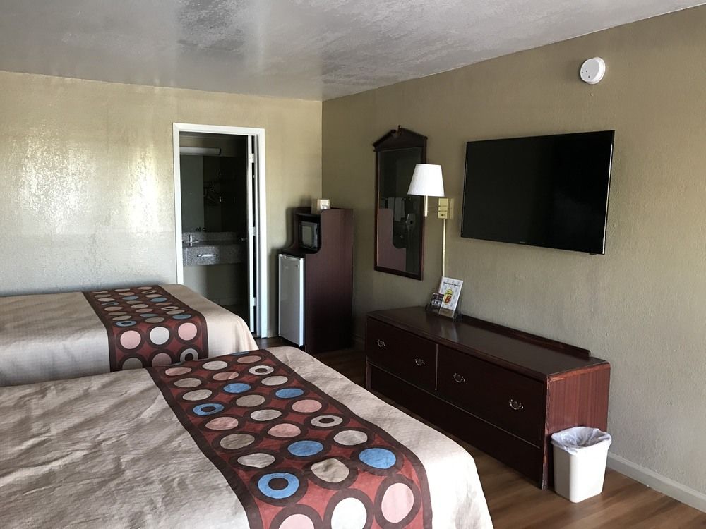 Super 8 Little Rock/North/Airport