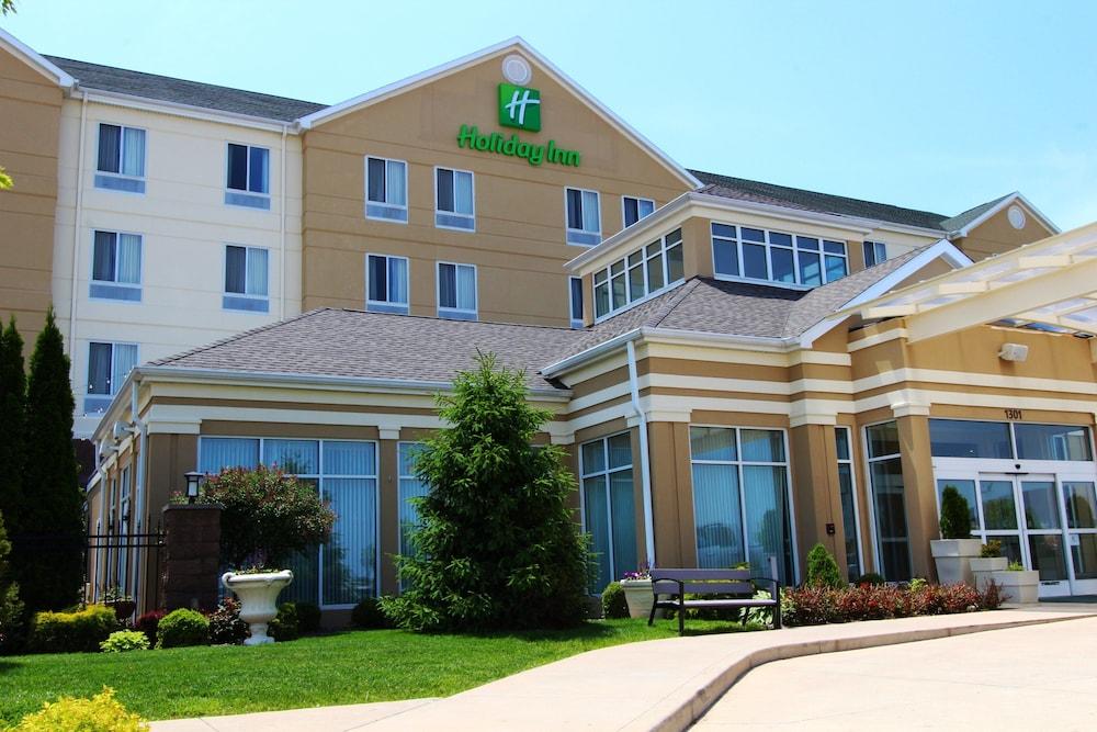 HOLIDAY INN EXPRESS EFFINGHAM