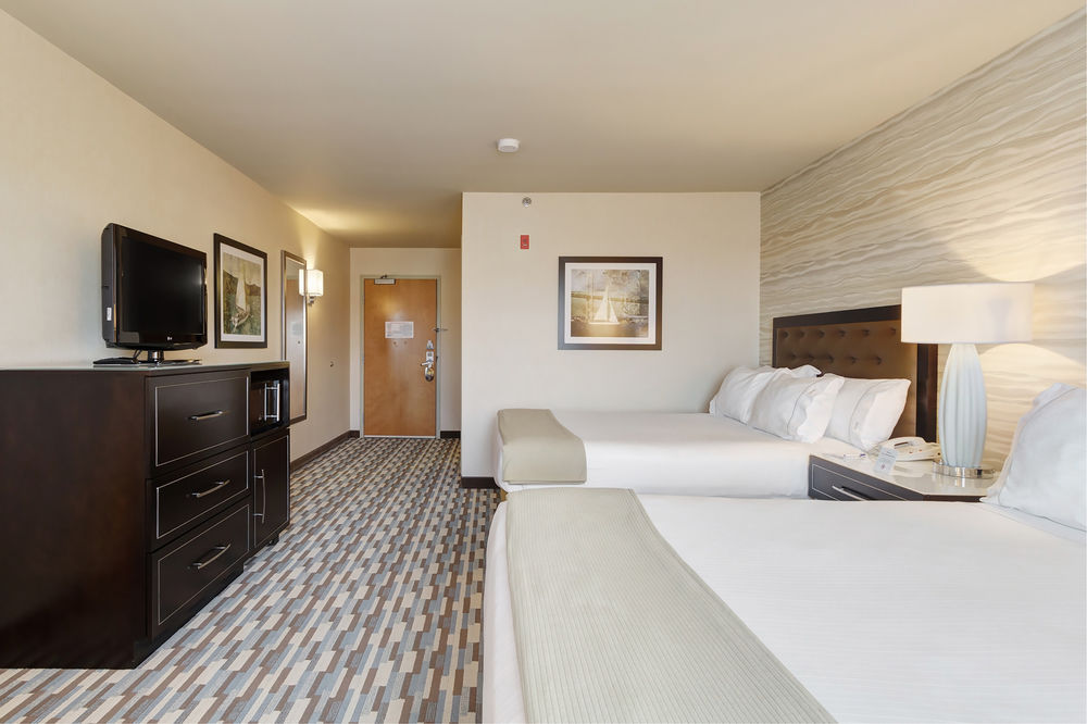 HOLIDAY INN EXPRESS HOTEL AND SUITES WARWICK-PROVIDENCE (AIRPORT)