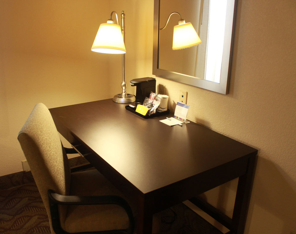 Hampton Inn & Suites Houston-Cypress Station