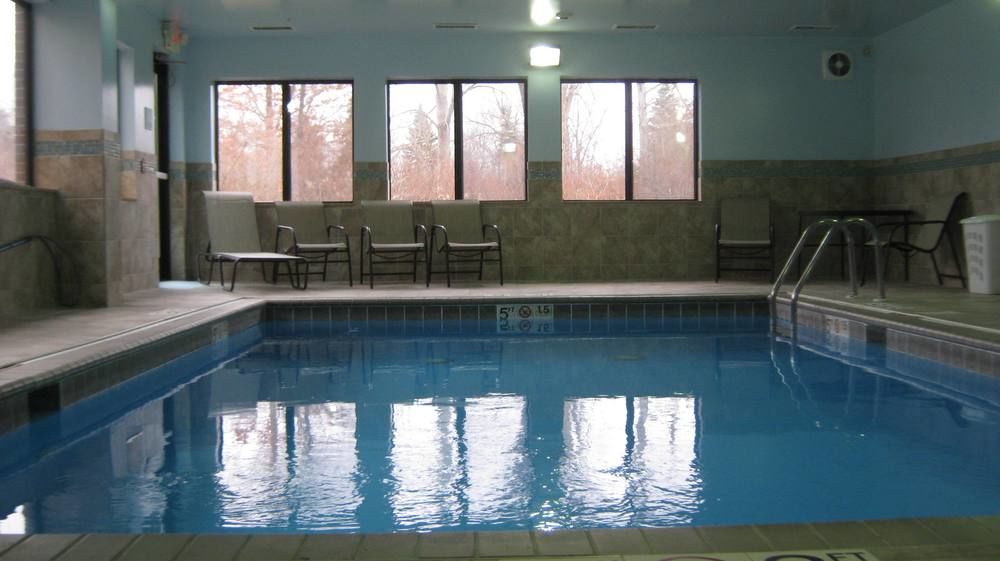 Holiday Inn Express & Suites North Lima, an IHG Hotel