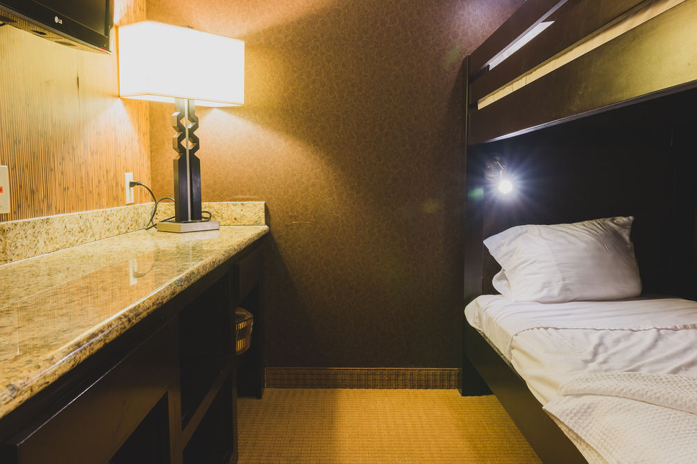 Holiday Inn Jackson NW - Airport Road, an IHG Hotel