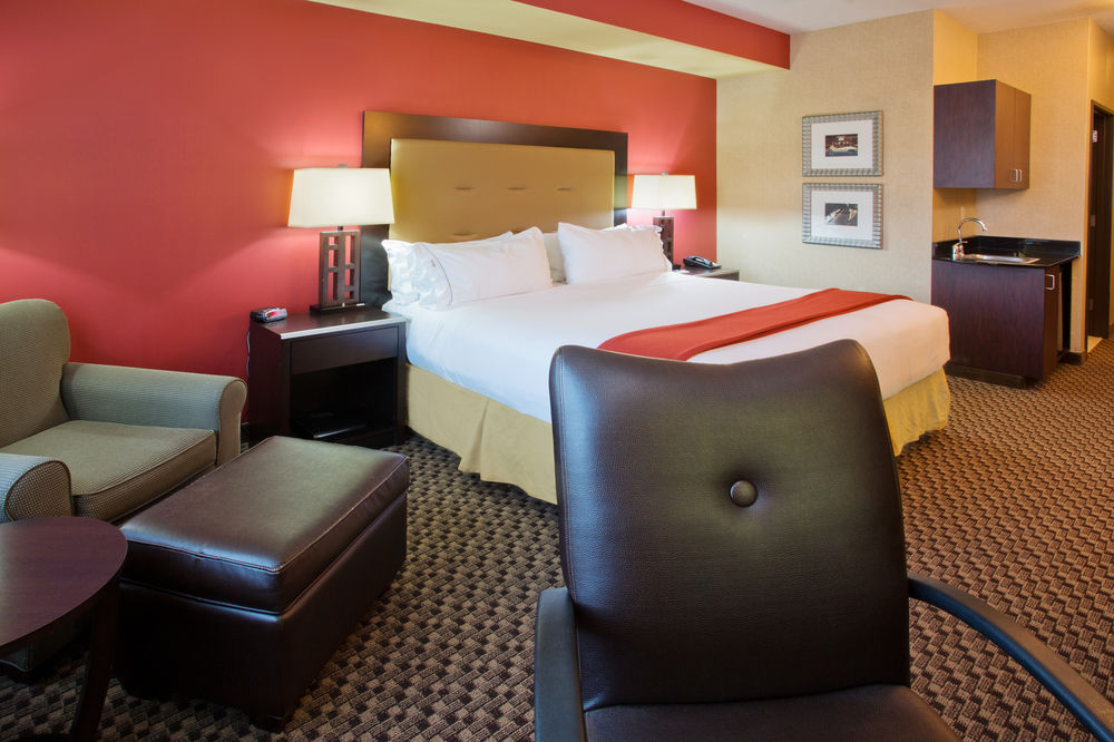 Holiday Inn Express Hotel & Suites Eugene Downtown-University, an IHG Hotel