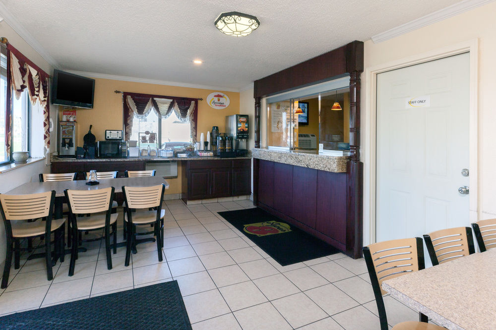 SUPER 8 FLINT/MILLER ROAD/AIPORT