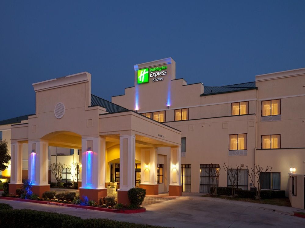 HOLIDAY INN HOTEL AND SUITES AUSTIN ROUND ROCK