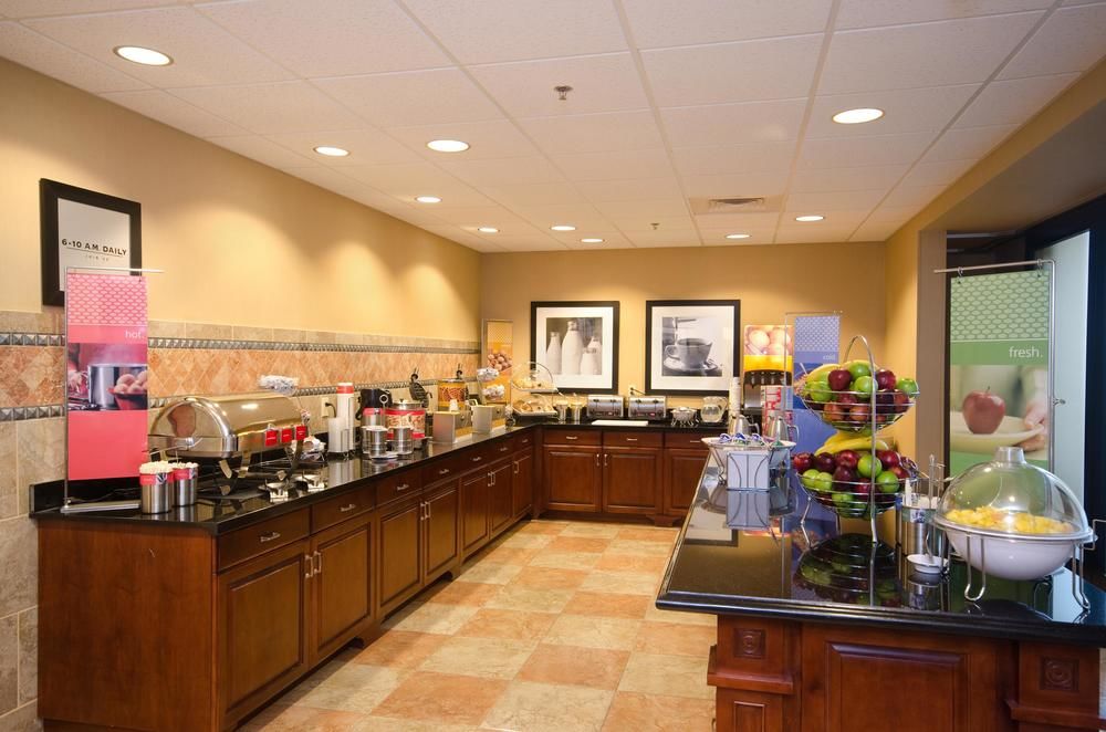 Hampton Inn & Suites Wichita Northeast
