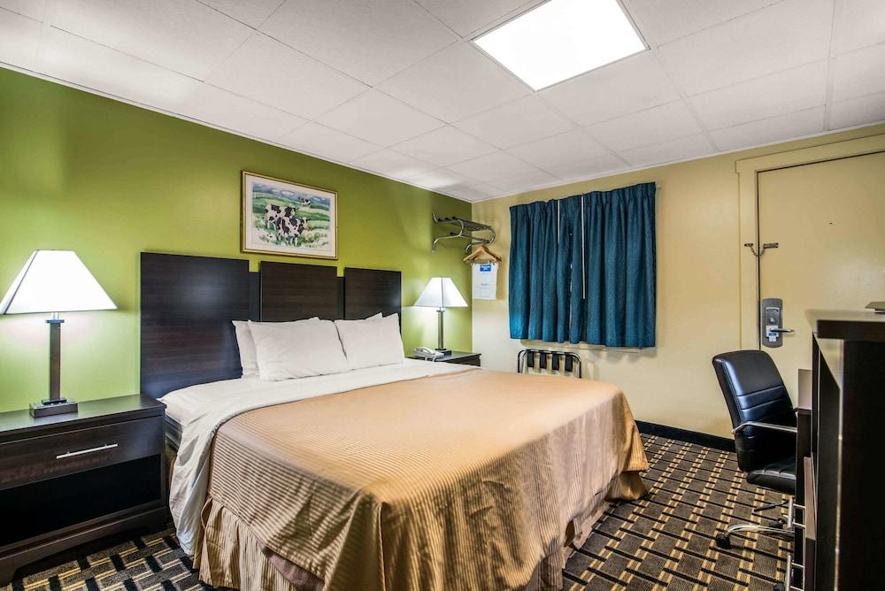 RODEWAY INN