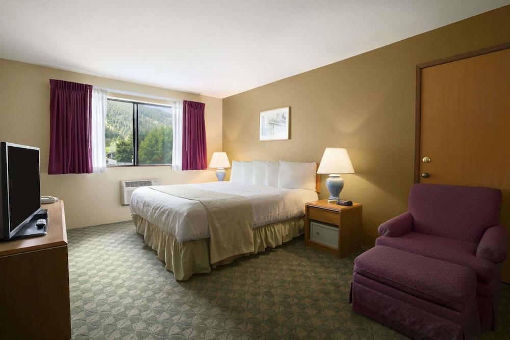 Howard Johnson by Wyndham Leavenworth